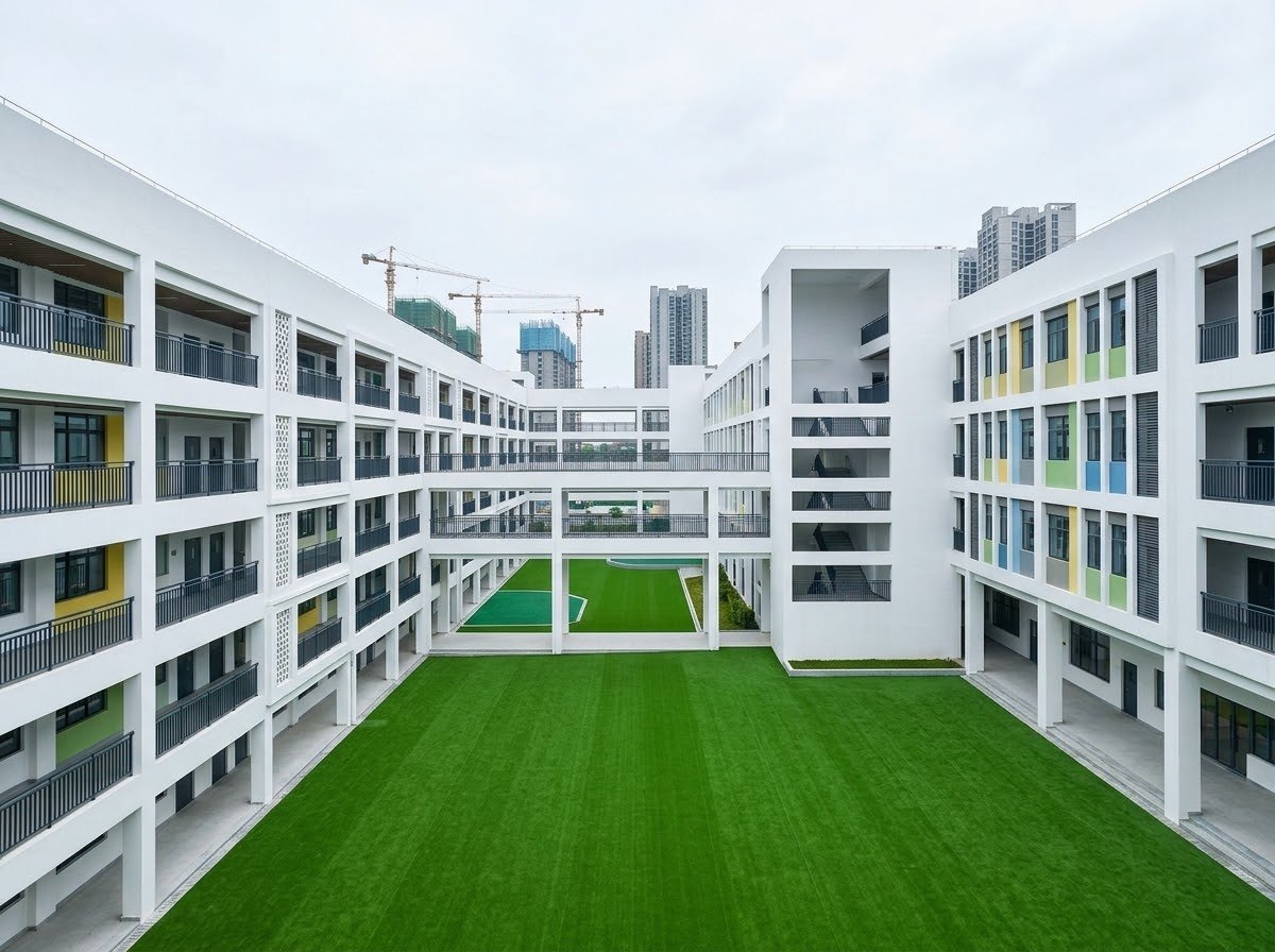 International school nearby
